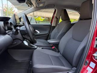 TOYOTA Yaris usata 10