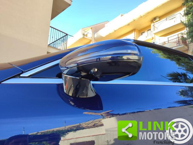 MERCEDES-BENZ E 220 usata 11