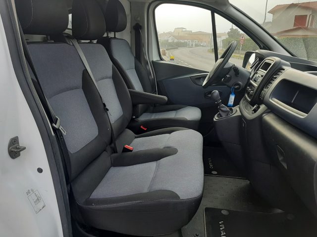 OPEL Vivaro usata, con Airbag