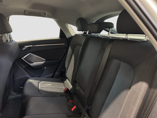 AUDI Q3 usata 10