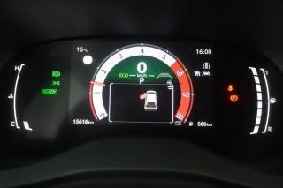 TOYOTA Yaris usata 6