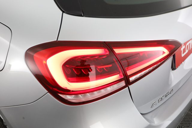 MERCEDES-BENZ A 180 usata 9