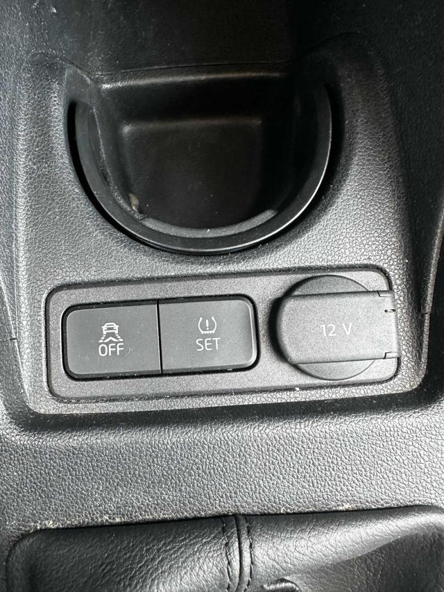VOLKSWAGEN up! usata 19