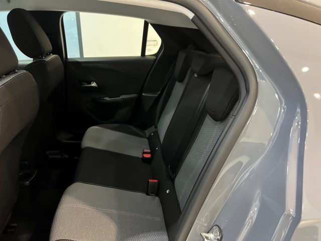 OPEL Corsa usata, con Touch screen