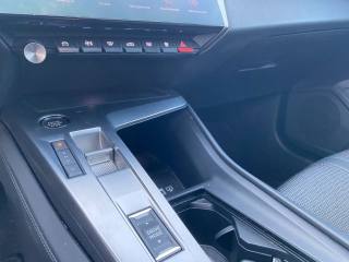 PEUGEOT 308 usata, con Park Distance Control