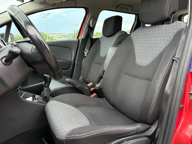 RENAULT Clio usata, con Autoradio