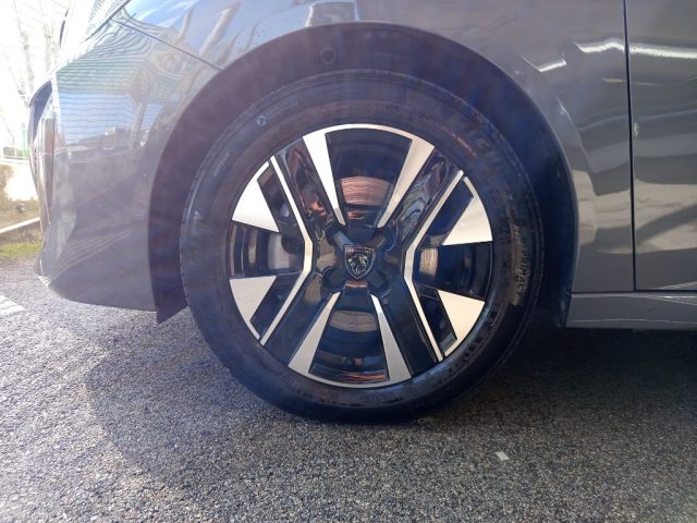 PEUGEOT 208 usata, con Specchietti laterali elettrici