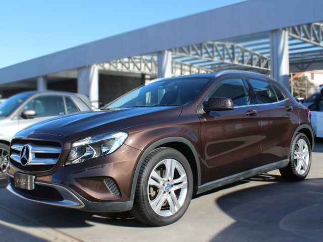 MERCEDES-BENZ GLA 180 usata, con Airbag laterali