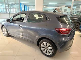 RENAULT Clio usata, con Autoradio
