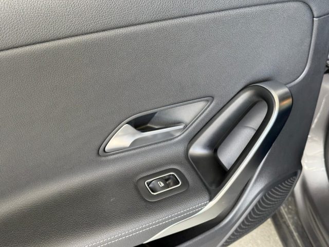 MERCEDES-BENZ A 180 usata, con ESP