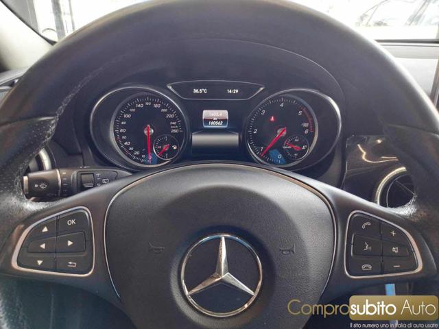 MERCEDES-BENZ CLA 180 usata 28