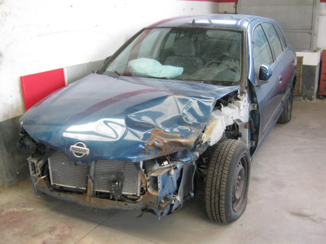 NISSAN Almera usata, con ABS