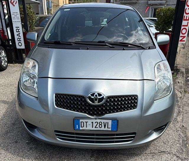 TOYOTA Yaris usata, con Airbag