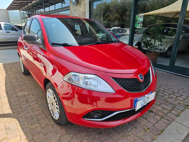 LANCIA Ypsilon usata, con Controllo trazione