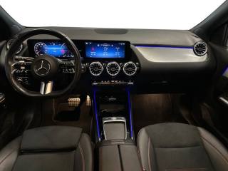 MERCEDES-BENZ GLA 180 usata, con Cronologia tagliandi