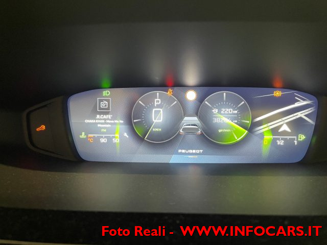 PEUGEOT 308 usata, con Sensori di parcheggio anteriori