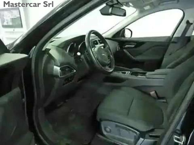 JAGUAR F-Pace usata, con Alzacristalli elettrici