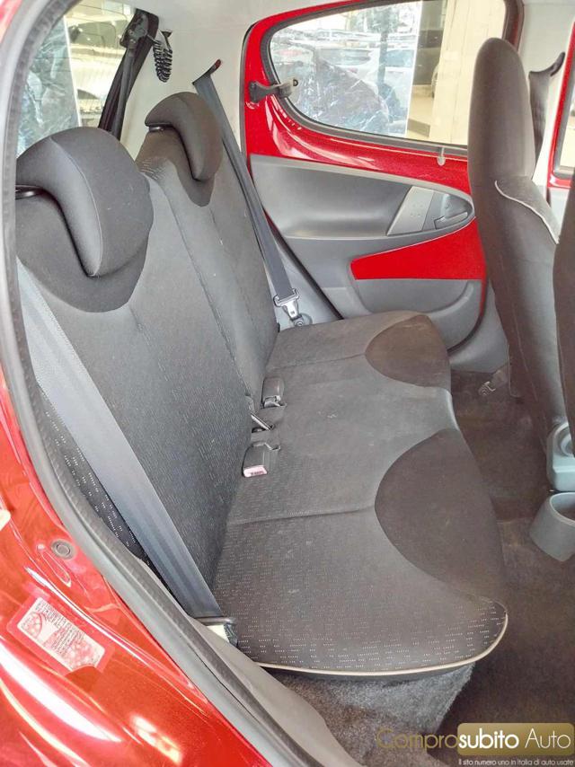 PEUGEOT 107 usata 16
