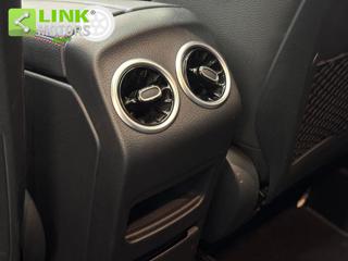 MERCEDES-BENZ GLA 200 usata, con Leve al volante