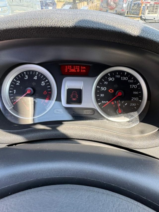 RENAULT Clio usata 14