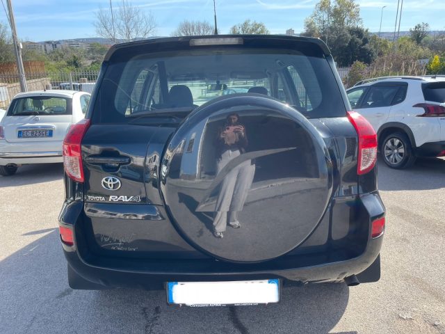 TOYOTA RAV 4 usata 7