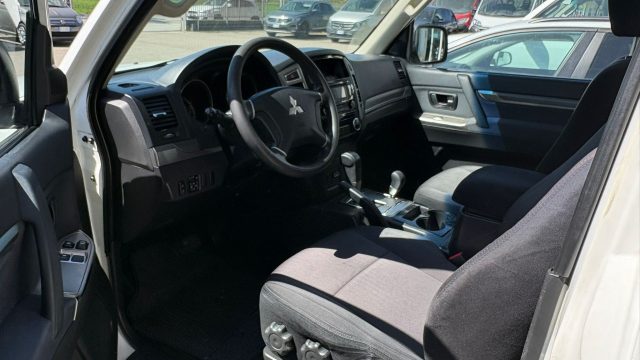 MITSUBISHI Pajero usata, con Cerchi in lega