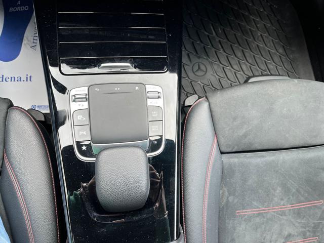 MERCEDES-BENZ CLA 200 usata, con Controllo trazione