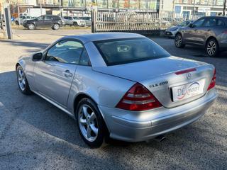 MERCEDES-BENZ SLK 200 usata, con Cerchi in lega