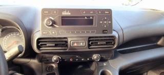 OPEL Combo usata, con Bracciolo