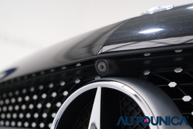 MERCEDES-BENZ C 220 usata, con Freno di stazionamento elettrico