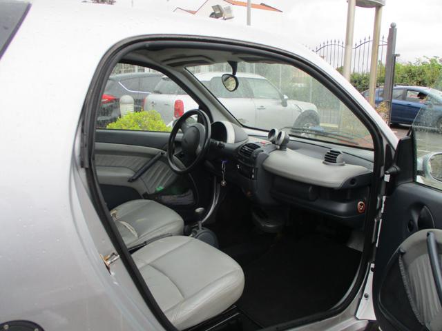 SMART ForTwo usata, con Autoradio