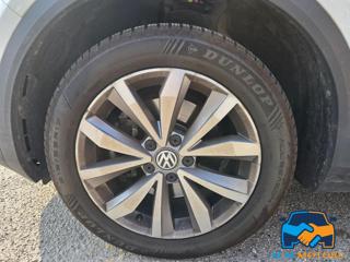 VOLKSWAGEN T-Roc usata 25