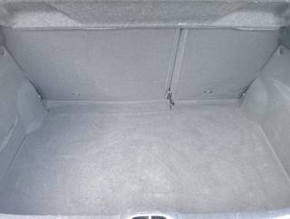 PEUGEOT 208 usata, con USB