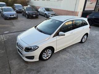 MERCEDES-BENZ B 180 usata, con Controllo trazione