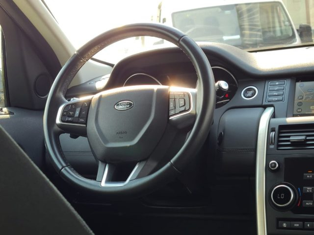LAND ROVER Discovery Sport usata, con Touch screen