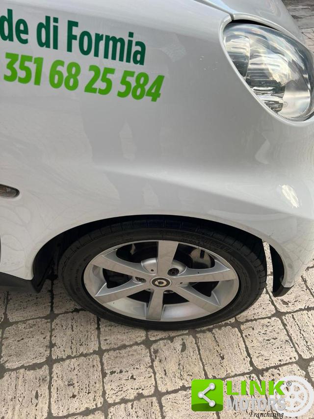 SMART ForTwo usata, con Bluetooth