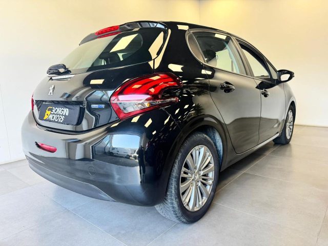 PEUGEOT 208 usata, con Touch screen