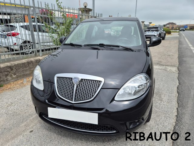 LANCIA Ypsilon usata, con Specchietti laterali elettrici