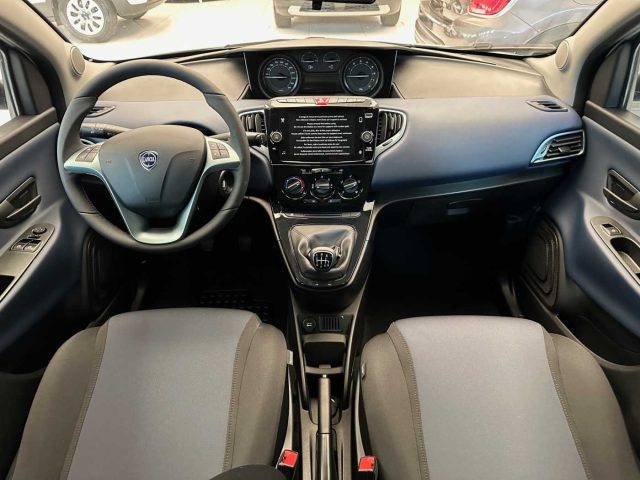 LANCIA Ypsilon usata, con Specchietti laterali elettrici