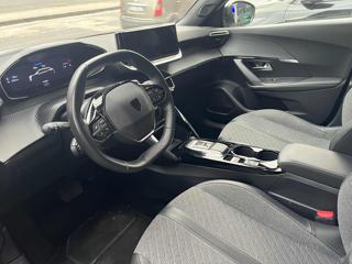 PEUGEOT 2008 usata, con Autoradio