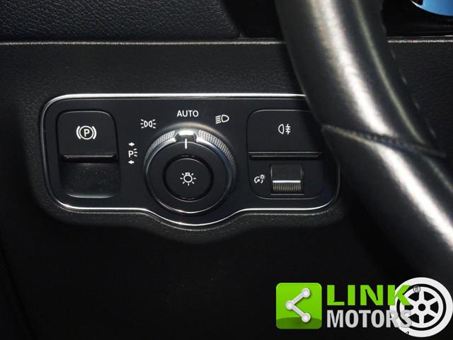 MERCEDES-BENZ B 180 usata, con Interni in pelle