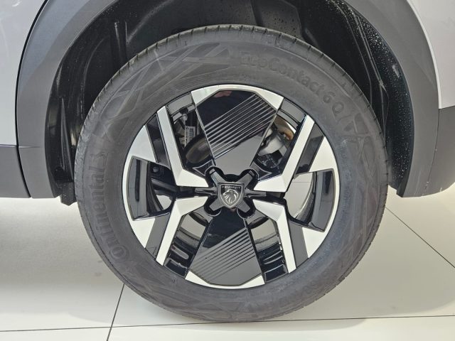 PEUGEOT 2008 usata, con Isofix