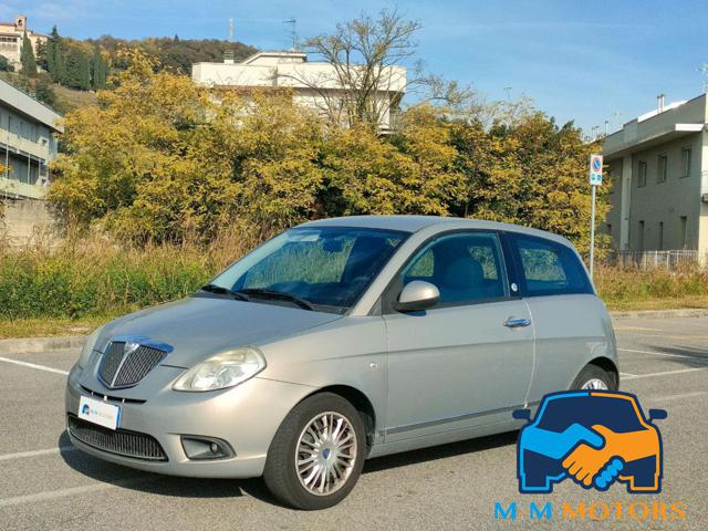 LANCIA Ypsilon usata, con ABS