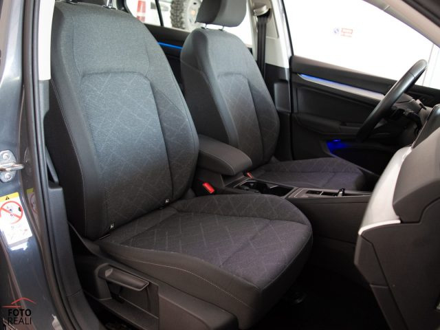 VOLKSWAGEN Golf usata, con Climatizzatore