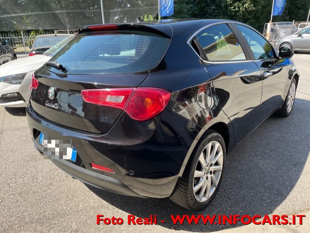 ALFA ROMEO Giulietta usata, con Airbag