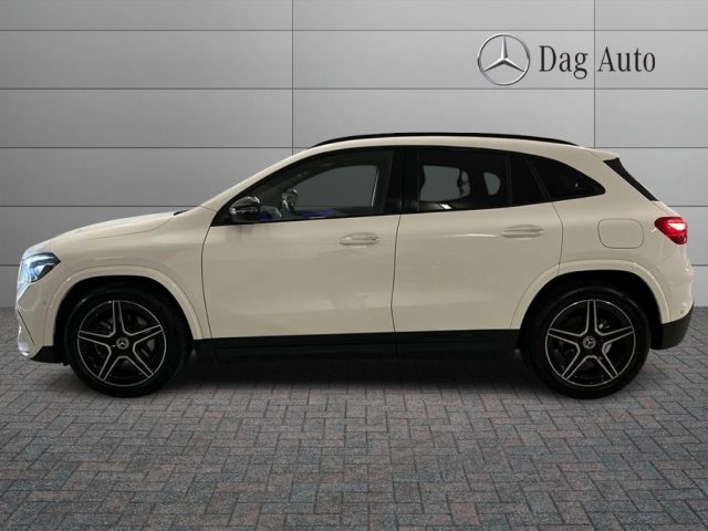 MERCEDES-BENZ GLA 200 usata, con Autoradio
