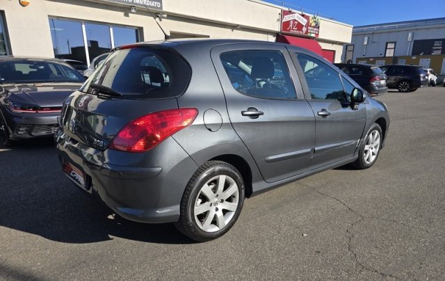 PEUGEOT 308 usata, con Airbag