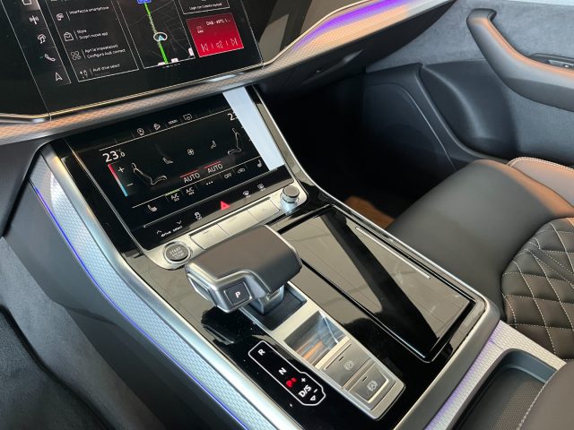 AUDI Q8 usata, con Cerchi in lega