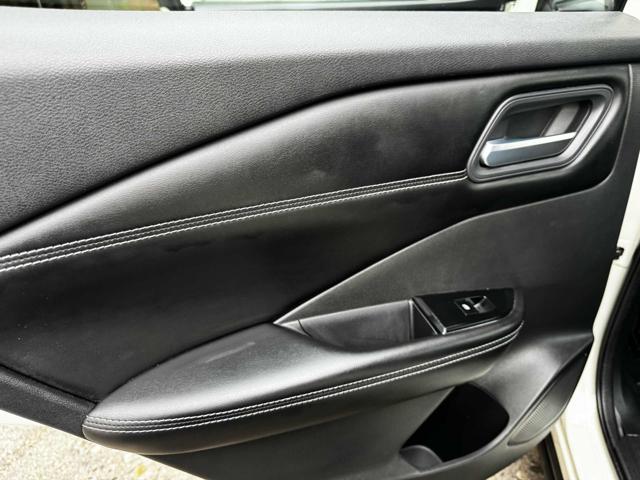 NISSAN Qashqai usata, con Park Distance Control