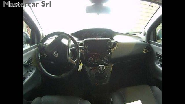 LANCIA Ypsilon usata, con Boardcomputer